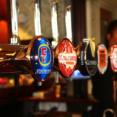 Kings Arms Hotel Μπίσεστερ Εξωτερικό φωτογραφία