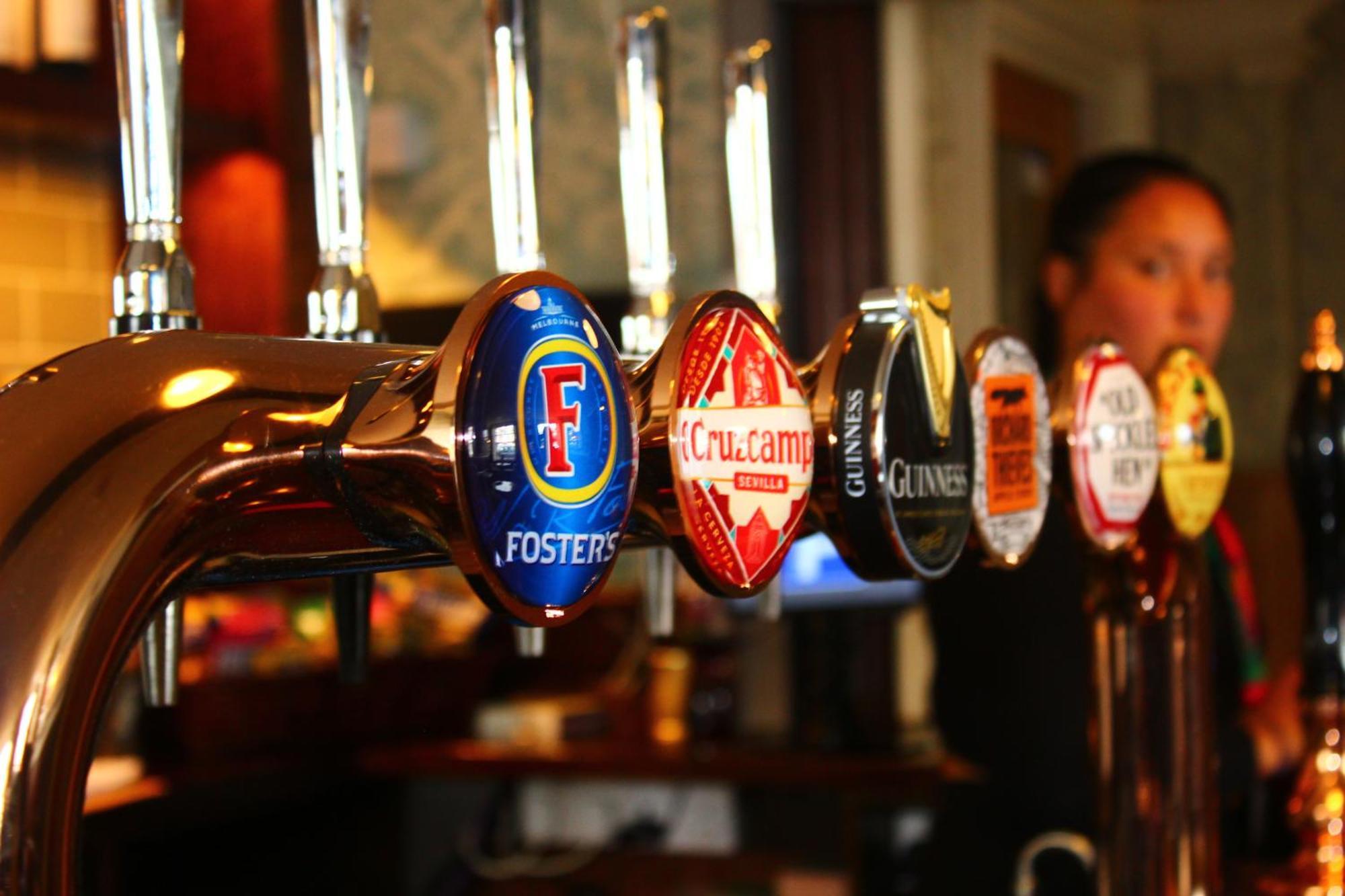 Kings Arms Hotel Μπίσεστερ Εξωτερικό φωτογραφία