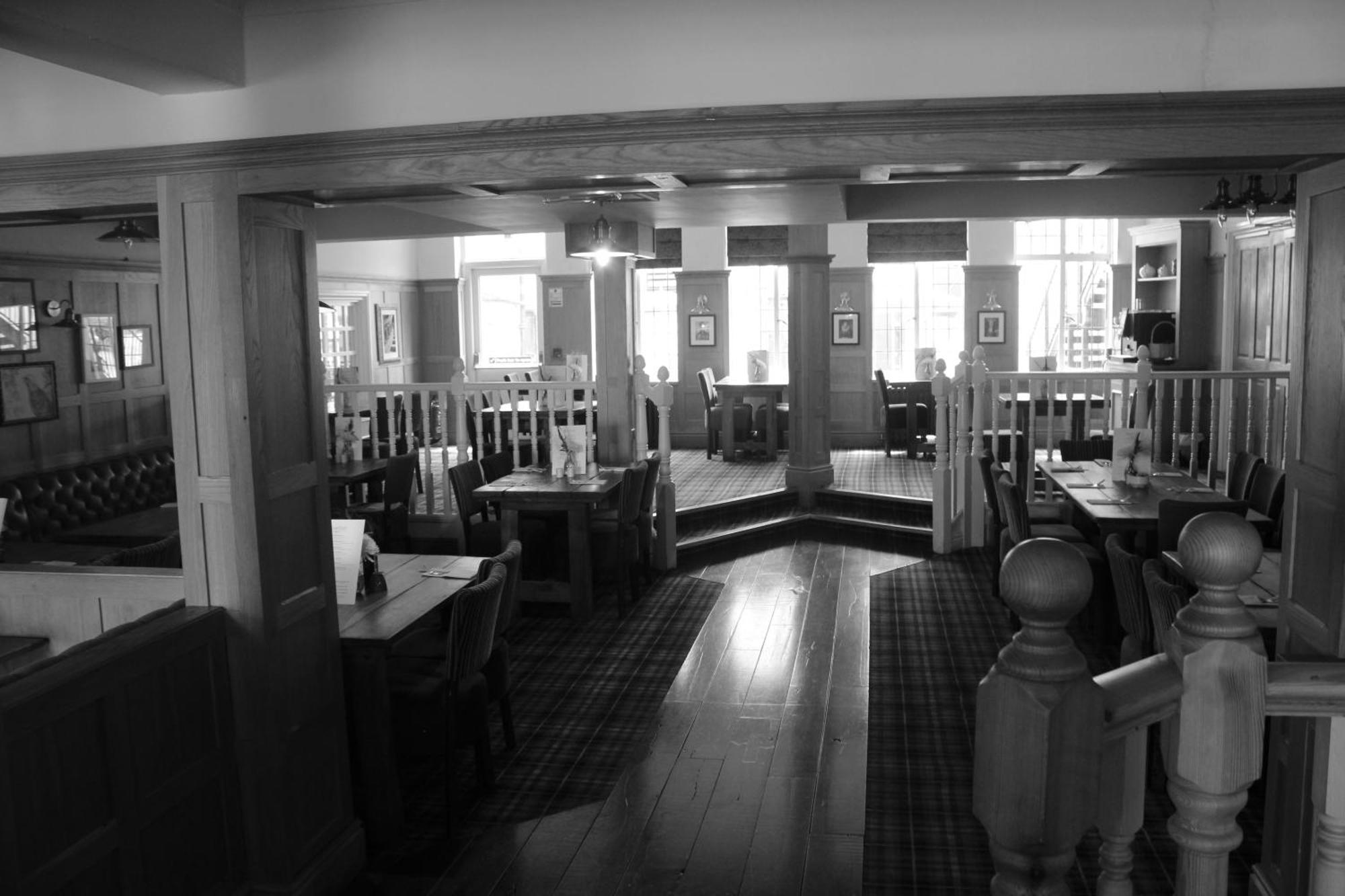 Kings Arms Hotel Μπίσεστερ Εξωτερικό φωτογραφία